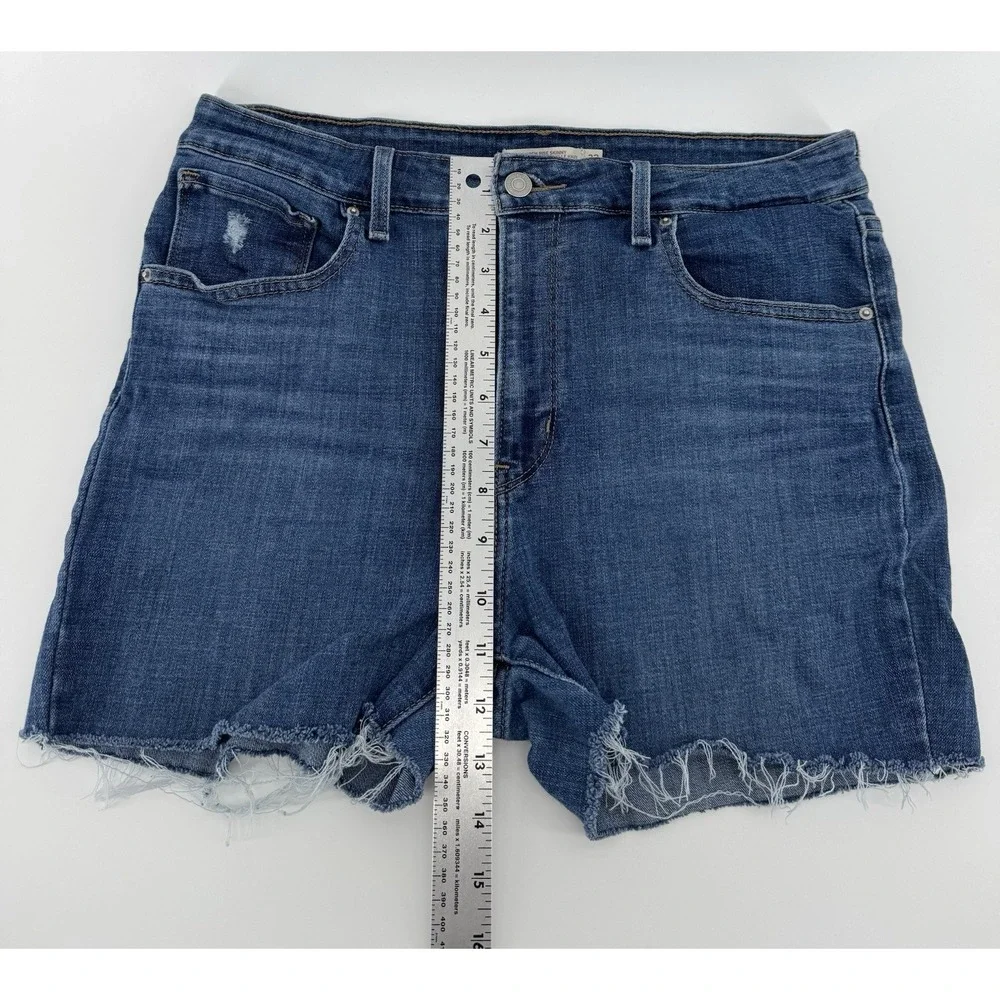 Levi's 721 Women's High Rise Skinny Cut Off Denim Shorts Distressed Size 32W